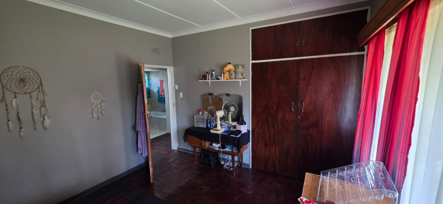 5 Bedroom Property for Sale in Songloed North West